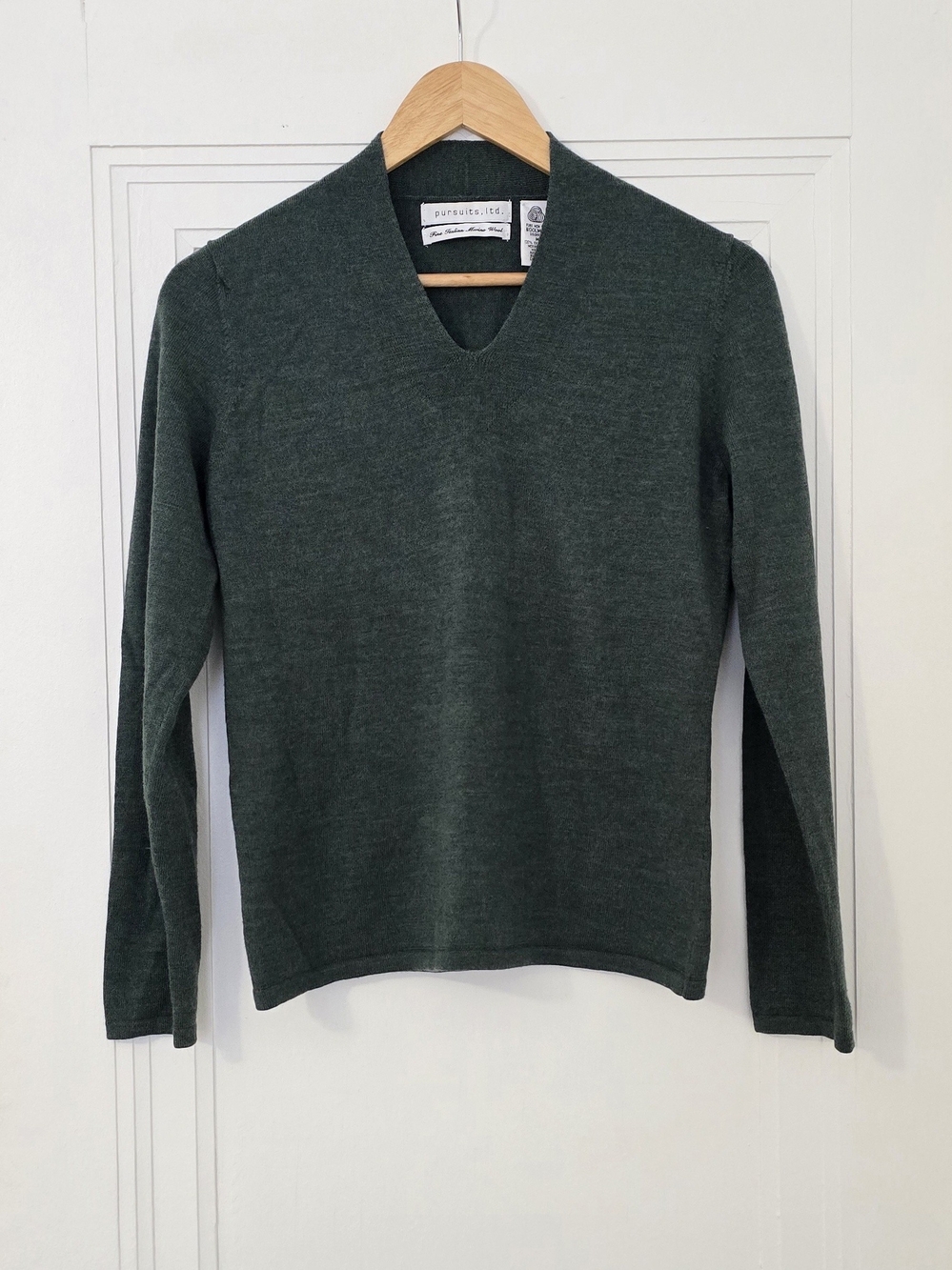 Pursuits LTD 100% Extra Fine Merino Wool Forest Green VNeck Women's Sweater, Euc